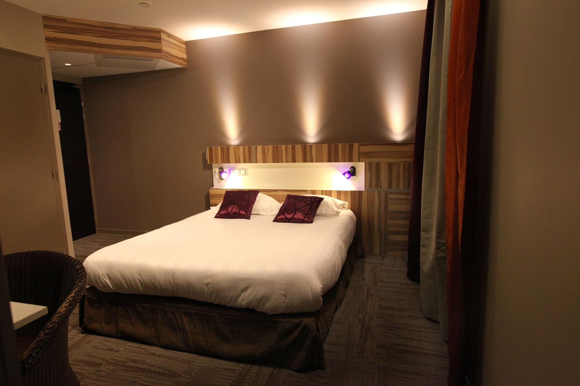The Originals Boutique, Grand Hotel Saint-Pierre, 오리야크 외부 사진